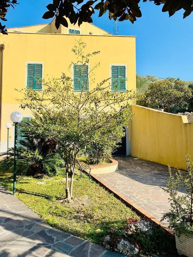 Apartment Villa Cicala Finale Ligure