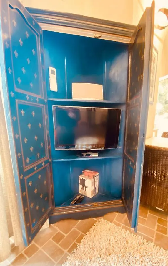 Apartment Villa Cicala Finale Ligure Italy